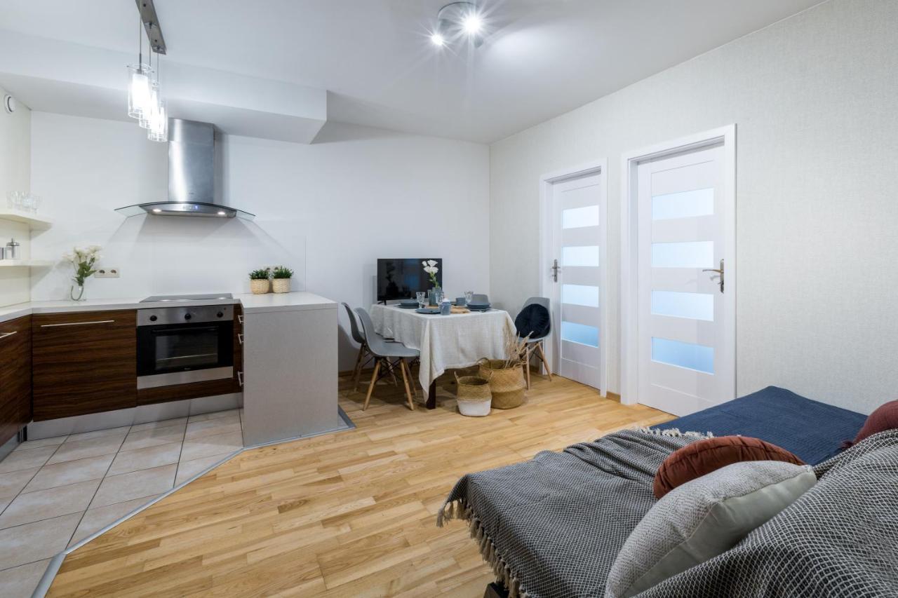 Friendhouse Apartments Angel City Cracovia Exterior foto